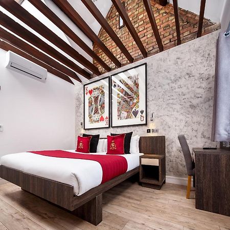 Signature Suites Peterborough Buitenkant foto