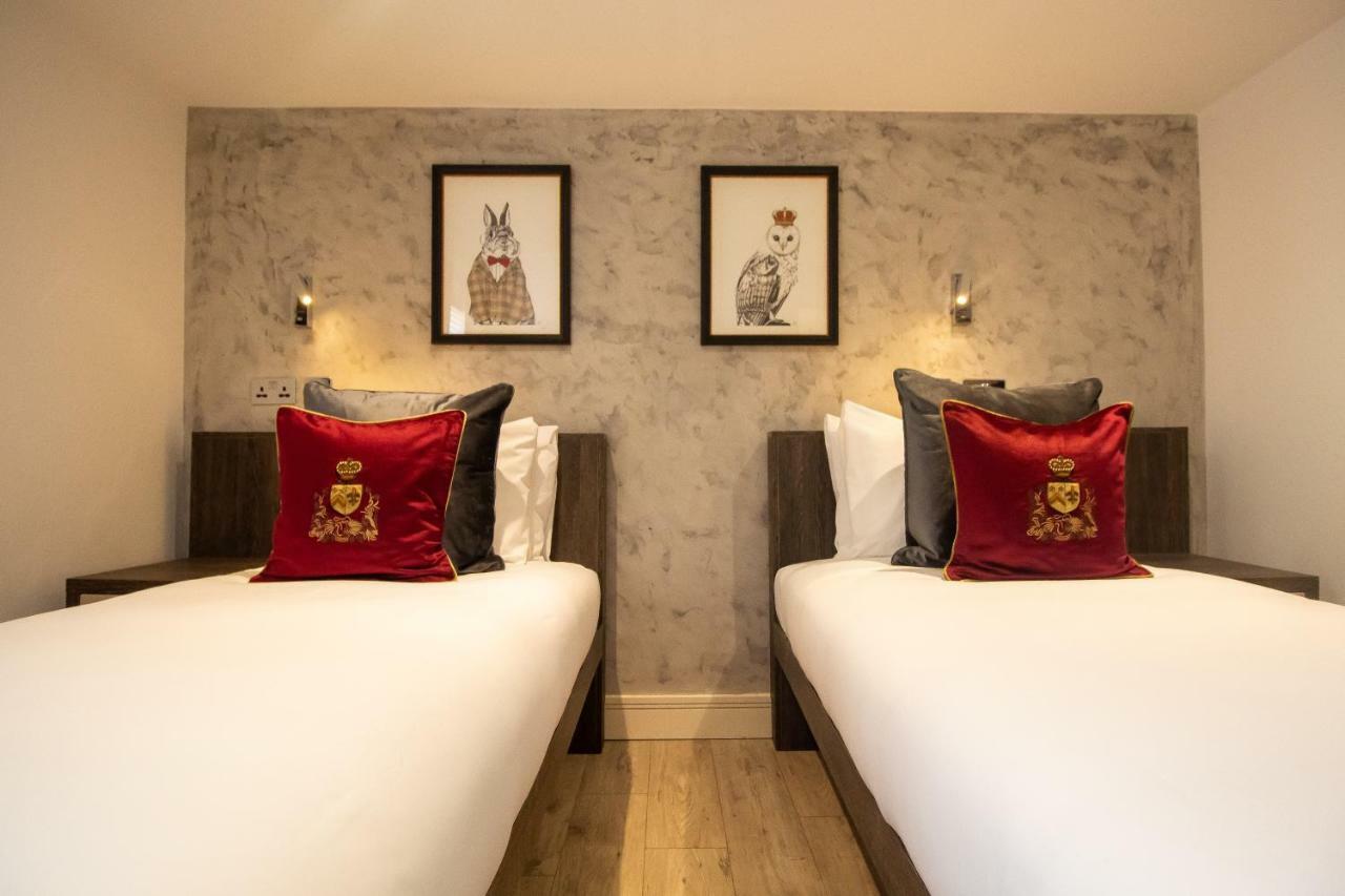 Signature Suites Peterborough Buitenkant foto