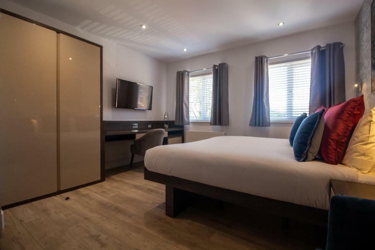 Signature Suites Peterborough Buitenkant foto