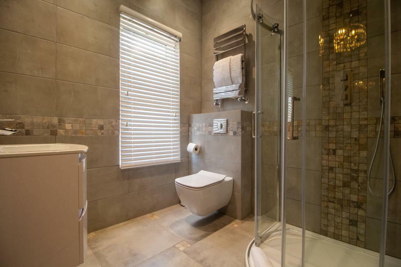 Signature Suites Peterborough Buitenkant foto