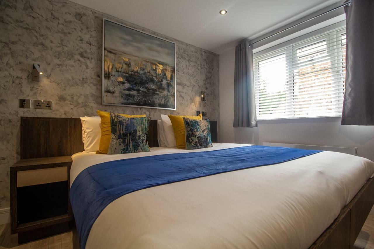Signature Suites Peterborough Buitenkant foto
