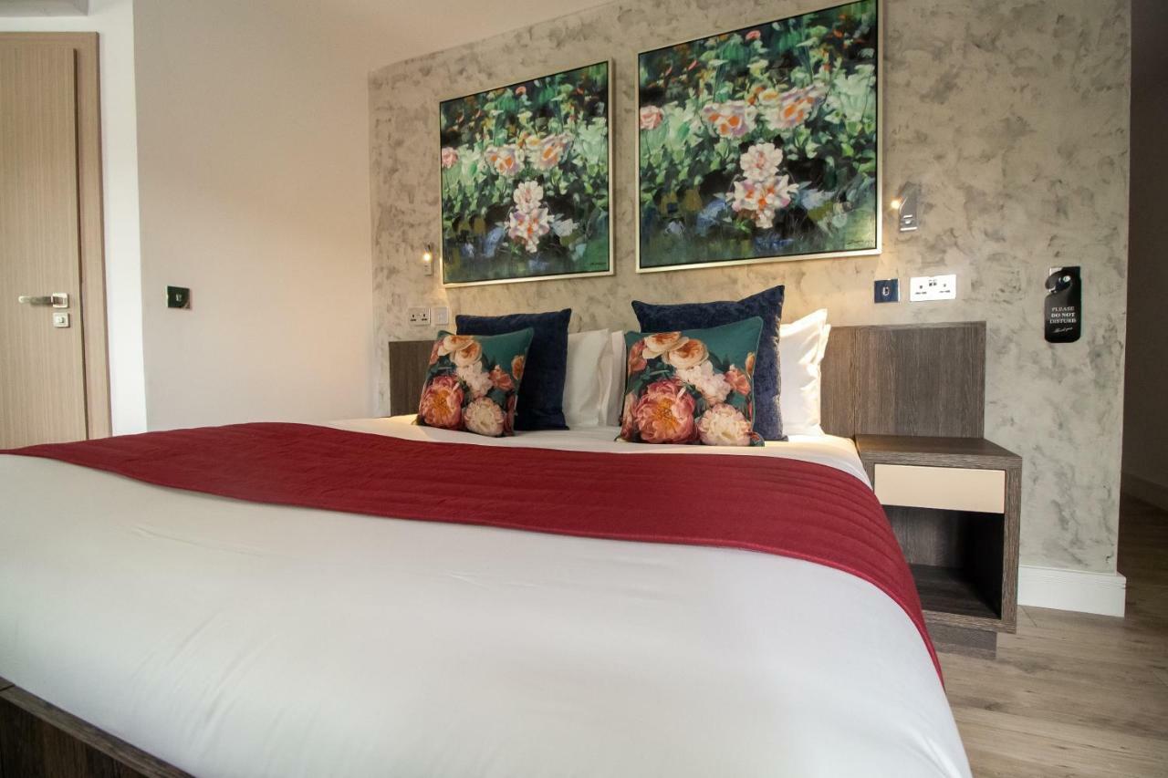 Signature Suites Peterborough Buitenkant foto