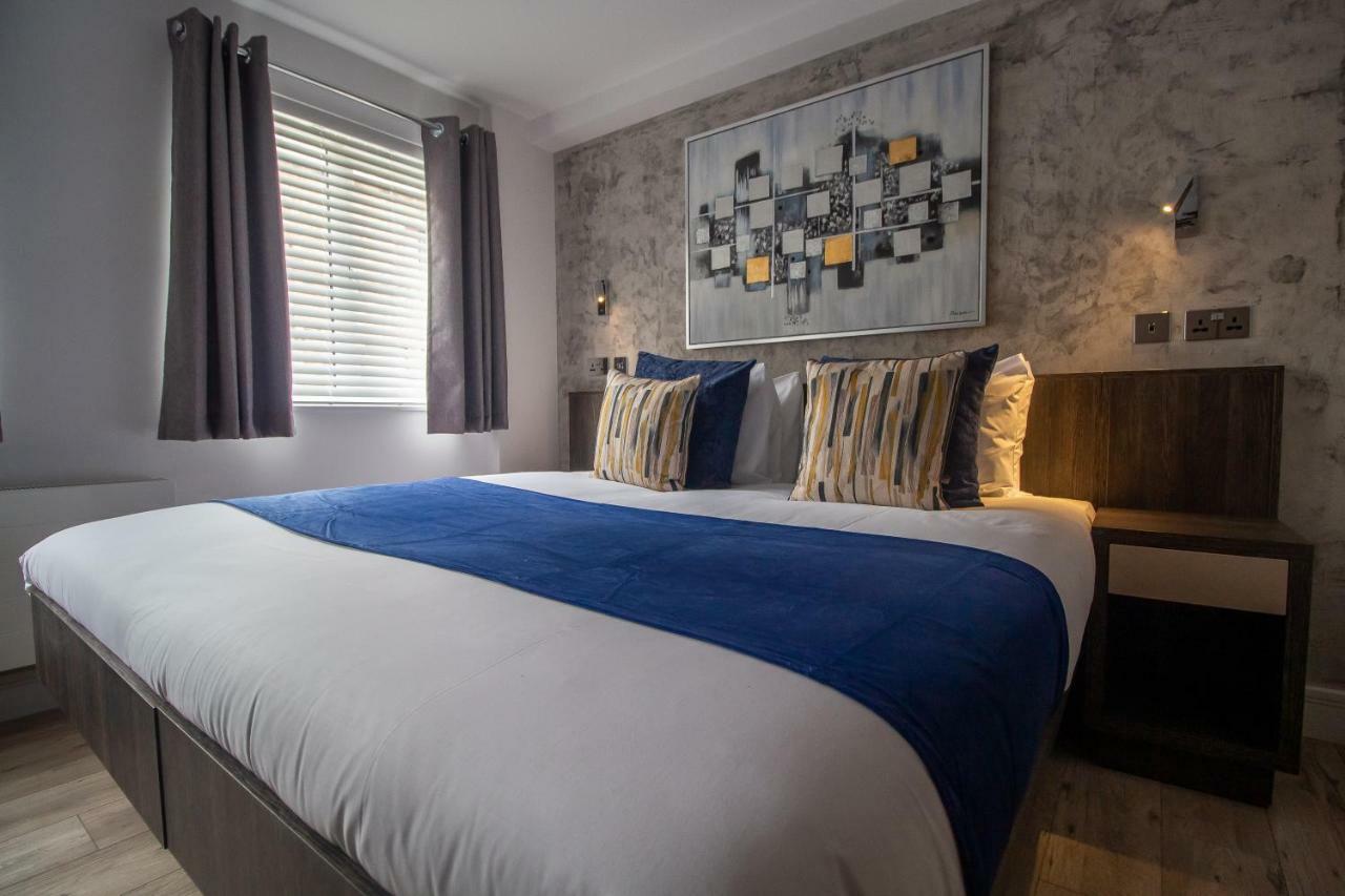Signature Suites Peterborough Buitenkant foto