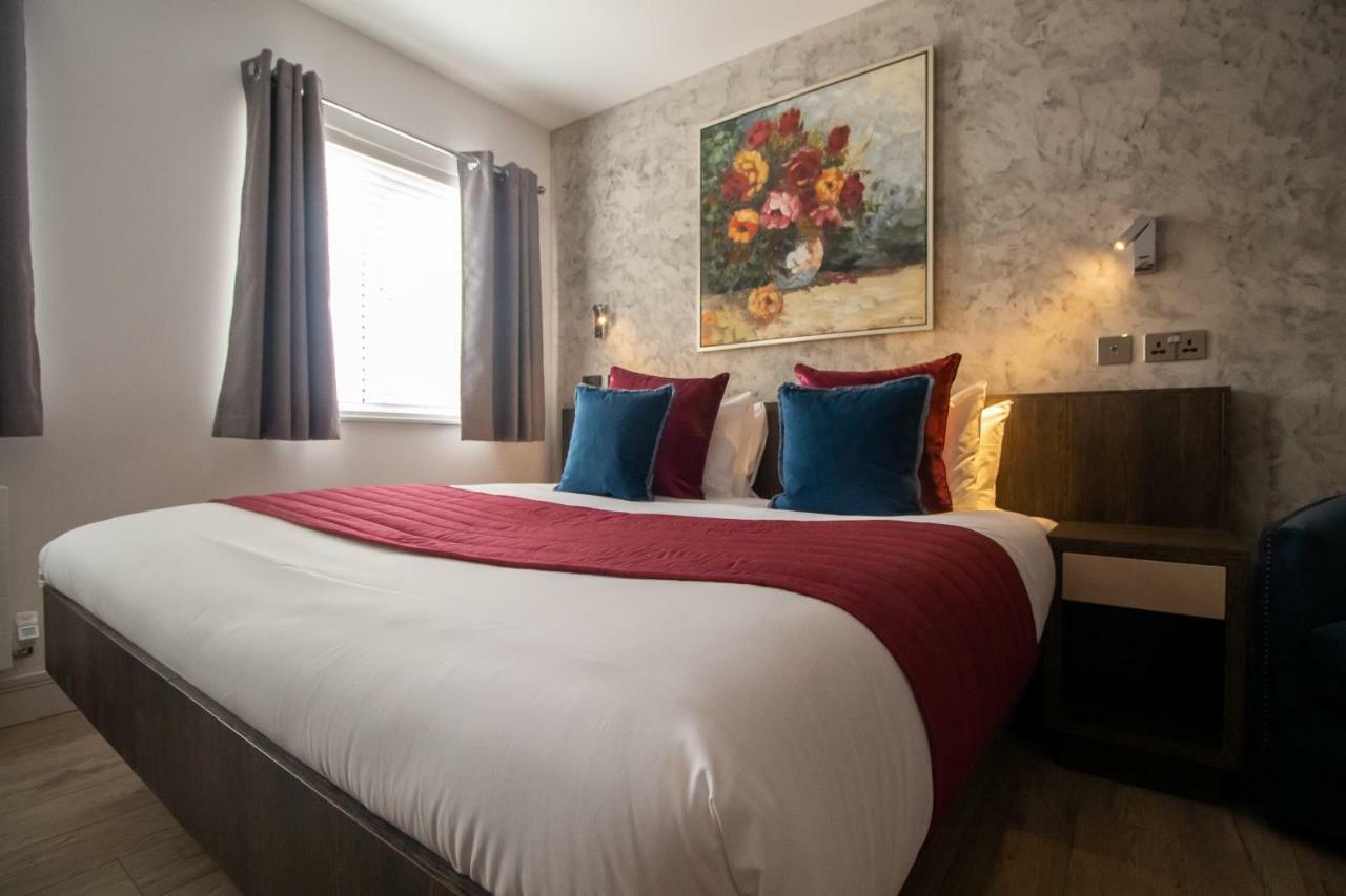 Signature Suites Peterborough Buitenkant foto