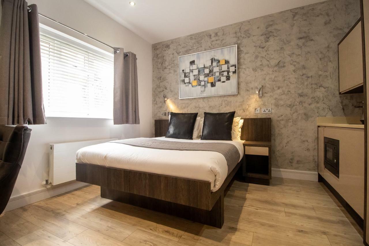 Signature Suites Peterborough Buitenkant foto