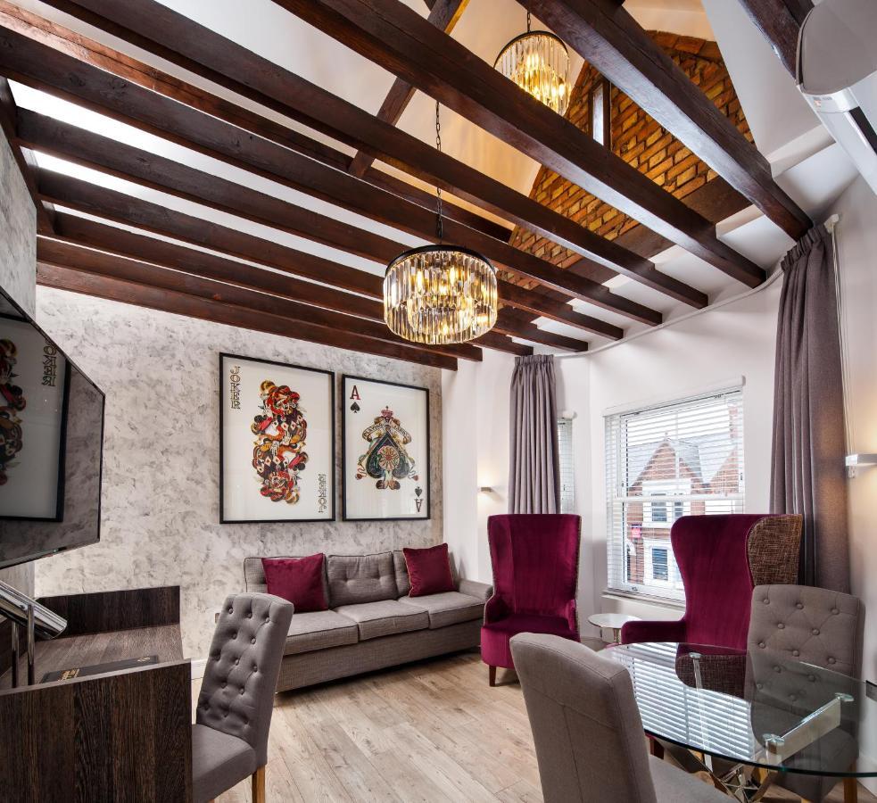 Signature Suites Peterborough Buitenkant foto