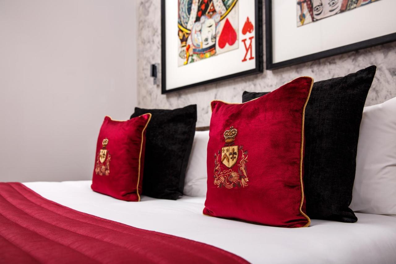 Signature Suites Peterborough Buitenkant foto